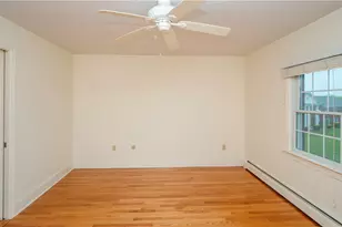 20 Indian Ave, Portsmouth, RI 02871 - Photo 14