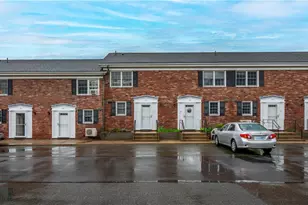 20 Indian Ave, Portsmouth, RI 02871 - Photo 2