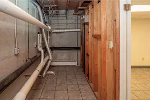 20 Indian Ave, Portsmouth, RI 02871 - Photo 28