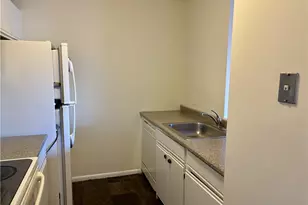 19 Apache Dr, Westerly, RI 02891 - Photo 6