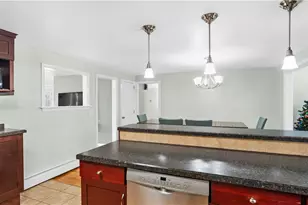 32 Rolling Acres Dr, Cumberland, RI 02864 - Photo 10