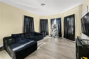 61 Stanwood St, Providence, RI 02907 - Photo 10