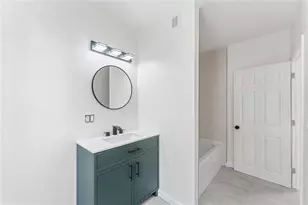 26 Alto St, Cranston, RI 02920 - Photo 22