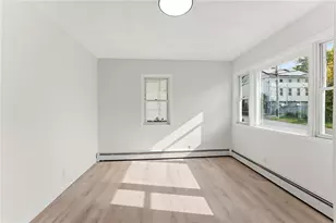 26 Alto St, Cranston, RI 02920 - Photo 4