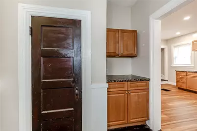173 Oakland Avenue, Providence, RI 02908 - Photo 26