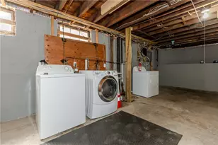 173 Oakland Ave, Providence, RI 02908 - Photo 40