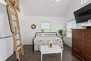 64 Burnside Ave, Narragansett, RI 02882 - Photo 22