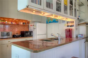 2 Perry St, Newport, RI 02840 - Photo 22