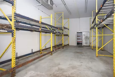 1079 Aquidneck Avenue #2A, Middletown, RI 02842 - Photo 10