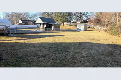 20 Intervale Avenue, North Providence, RI 02911 - Photo 2
