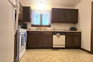 10 Butternut Dr, Coventry, RI 02816 - Photo 8