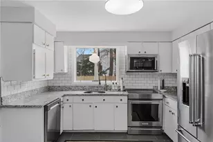 1705 Wampanoag Trl, Barrington, RI 02806 - Photo 20