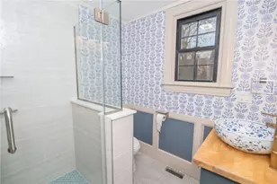 400 Angell St, Providence, RI 02906 - Photo 28