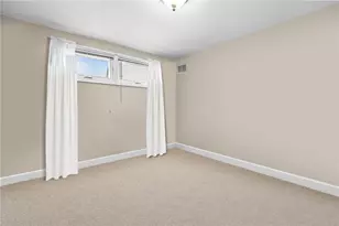 75 Charlotte Dr, East Greenwich, RI 02818 - Photo 10