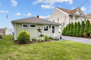 75 Charlotte Dr, East Greenwich, RI 02818 - Photo 2