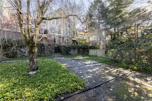 37 Pratt St, Providence, RI 02906 - Photo 44