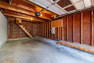 37 Pratt St, Providence, RI 02906 - Photo 46