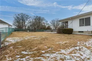 15 Cranberry Rd, North Providence, RI 02904 - Photo 6