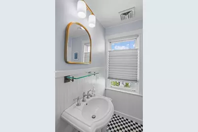 7 Atlantic Street, Newport, RI 02840 - Photo 34