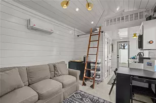 6 Cross St, Newport, RI 02840 - Photo 10