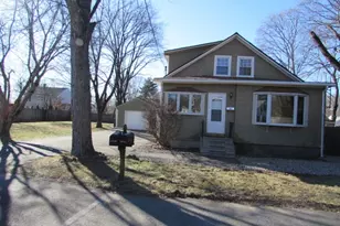 21 Forest Ave, Seekonk, MA 02771 - Photo 2