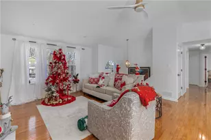 26 Smith St, Lincoln, RI 02865 - Photo 16