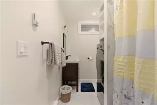 98 Kay Street Carraige House St, Newport, RI 02840 - Photo 12