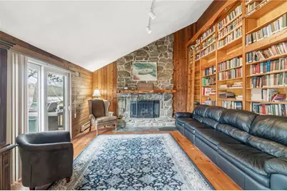 4 Lakeside Drive, Narragansett, RI 02882 - Photo 6