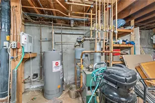 4 Lakeside Dr, Narragansett, RI 02882 - Photo 26