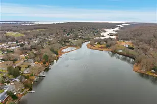 4 Lakeside Dr, Narragansett, RI 02882 - Photo 36