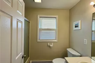 35 Lancashire St, Providence, RI 02908 - Photo 8