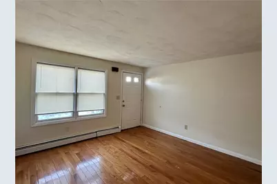 35 Lancashire Street, Providence, RI 02908 - Photo 2