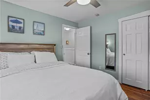 70 Carroll Ave, Newport, RI 02840 - Photo 24