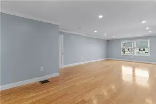 10 Cooke Pl, Warwick, RI 02888 - Photo 18