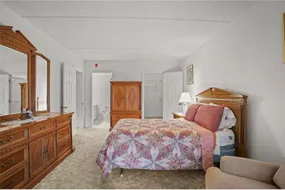 650 East Greenwich Avenue #B5 211, West Warwick, RI 02898 - Photo 38