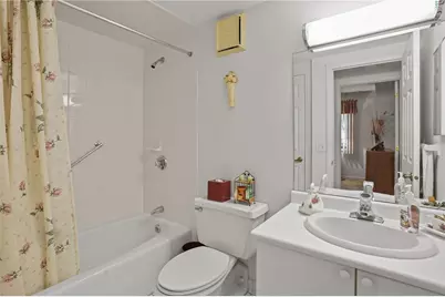 650 East Greenwich Avenue #B5 211, West Warwick, RI 02898 - Photo 14