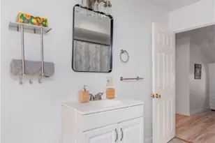 54 Silver Lake Ave, Providence, RI 02909 - Photo 30