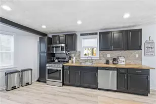 54 Silver Lake Ave, Providence, RI 02909 - Photo 8