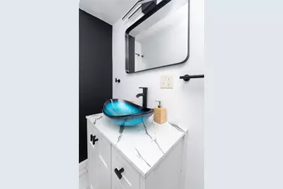 54 Silver Lake Avenue, Providence, RI 02909 - Photo 16