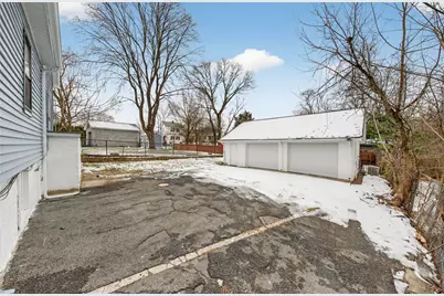 220 Francis Avenue, North Providence, RI 02904 - Photo 26