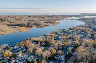 13 Wakefield Ave, South Kingstown, RI 02879 - Photo 36