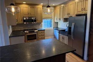 31 Bradford St, Bristol, RI 02809 - Photo 18