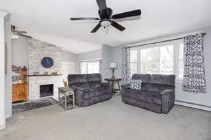 70 Ellen Ln, Cranston, RI 02921 - Photo 14