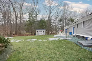 70 Ellen Ln, Cranston, RI 02921 - Photo 30