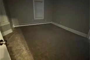 8 Andem St, Providence, RI 02908 - Photo 10