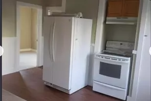 8 Andem St, Providence, RI 02908 - Photo 14