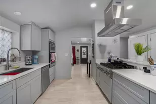 1537 Providence Pike, North Smithfield, RI 02896 - Photo 8