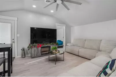 1537 Providence Pike, North Smithfield, RI 02896 - Photo 4