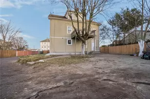 367 Laurel Hill Ave, Cranston, RI 02920 - Photo 4