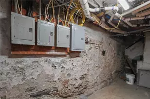 367 Laurel Hill Ave, Cranston, RI 02920 - Photo 22